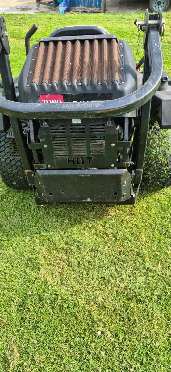 Toro z-master commercial mower - Image 4