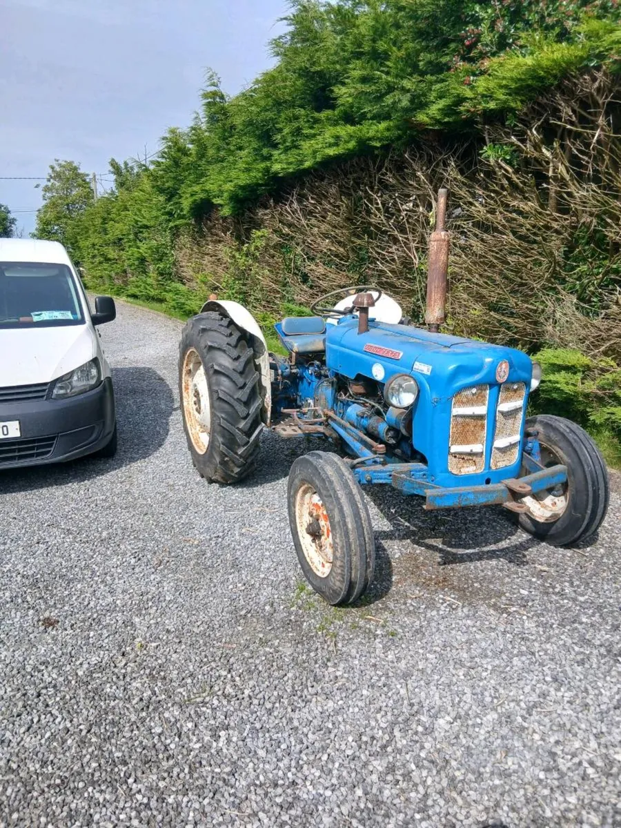 Ford dexta tractor - Image 4