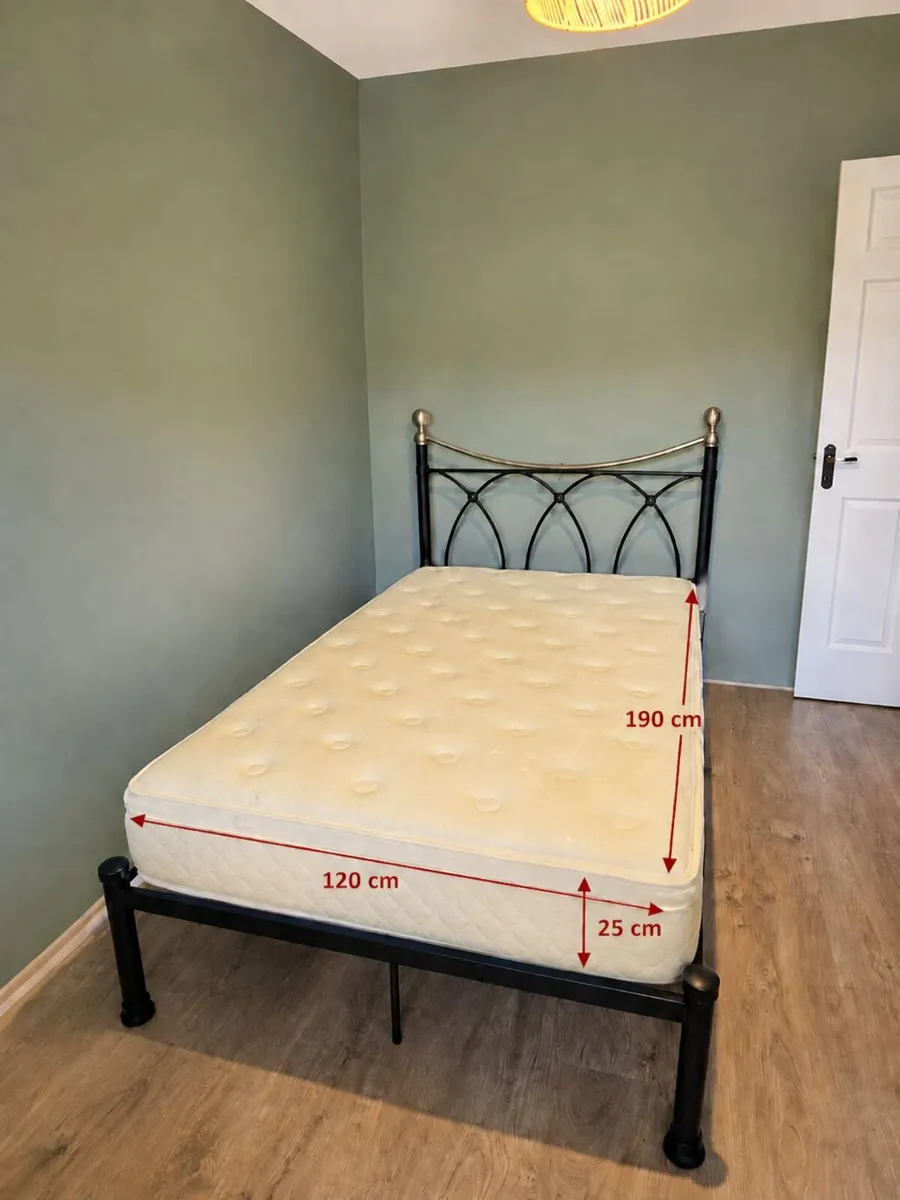 Bedframe with mattress - Image 1