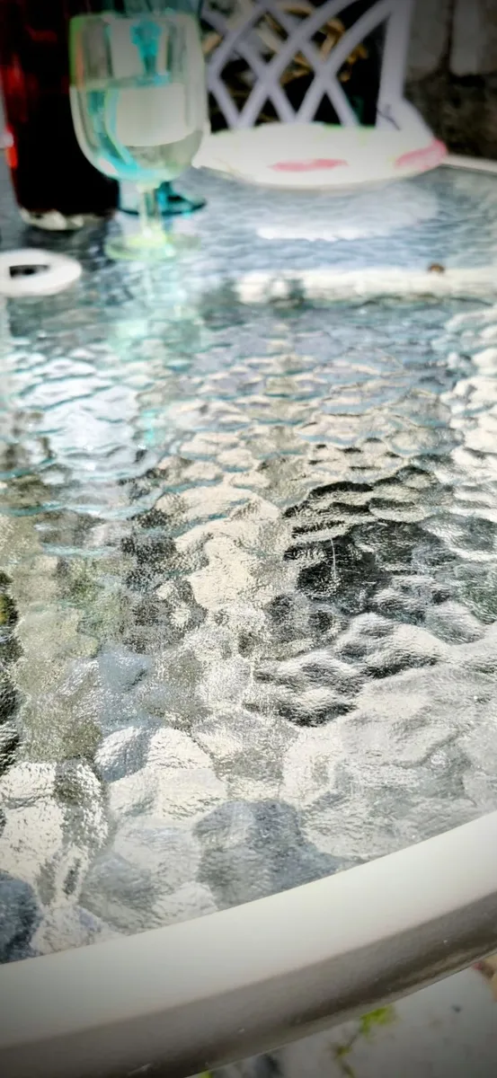 Patio table - Image 3