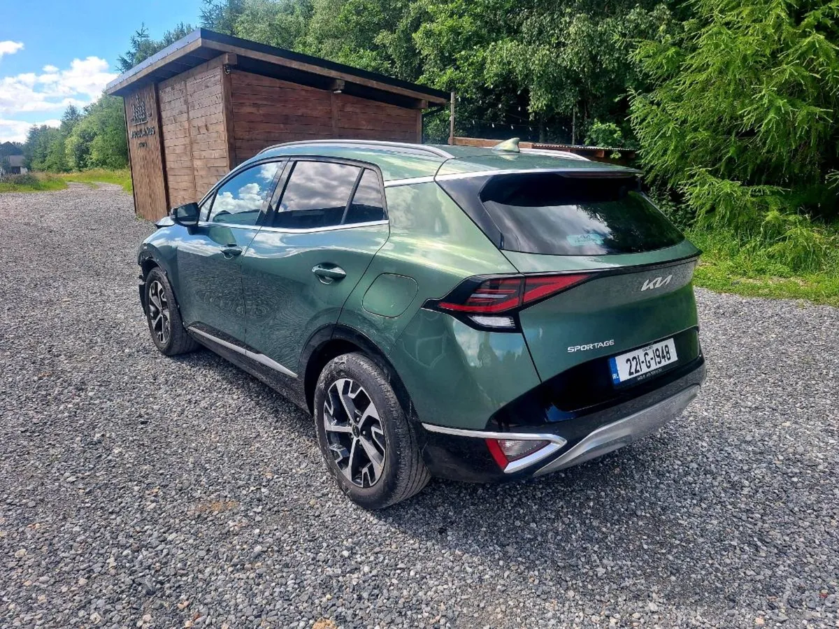 221 KIA SPOTRAGE 1.6 DIESEL - Image 3