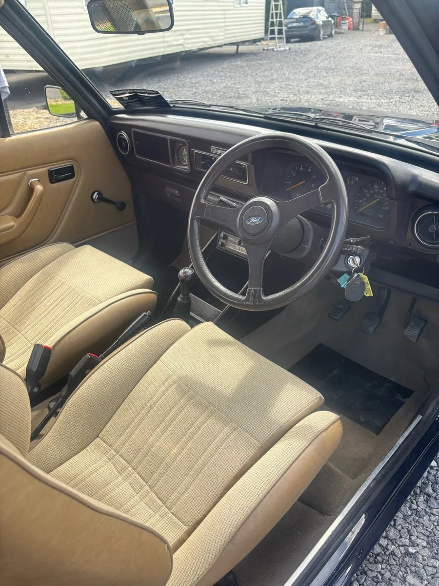 Ford escort RS2000 - Image 3