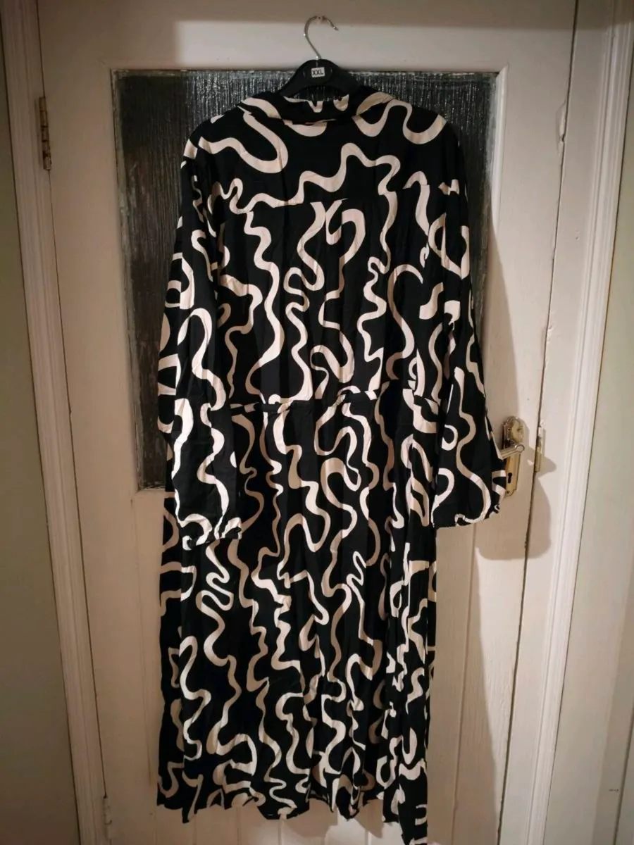 Yours Curve swirl print shirt dress, with long sle - Image 2