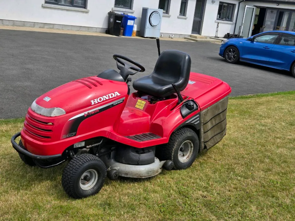 Honda Ride on Mower - Image 3