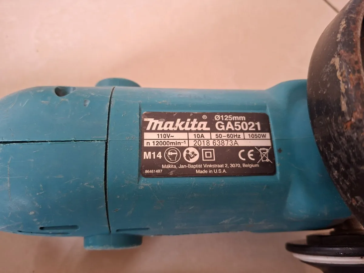 Makita GA5021 125mm Grinder 110v - Image 3