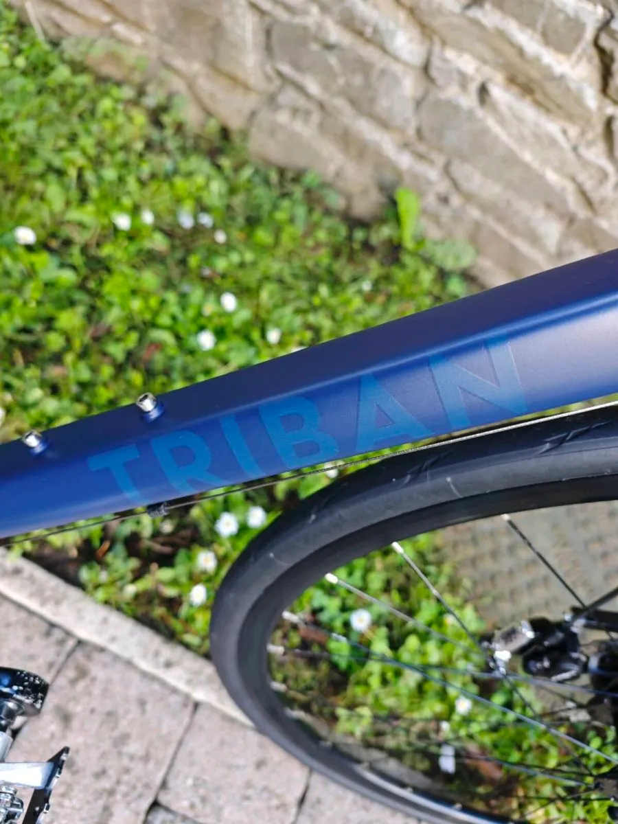 Triban rc520 road bicycle - Image 3