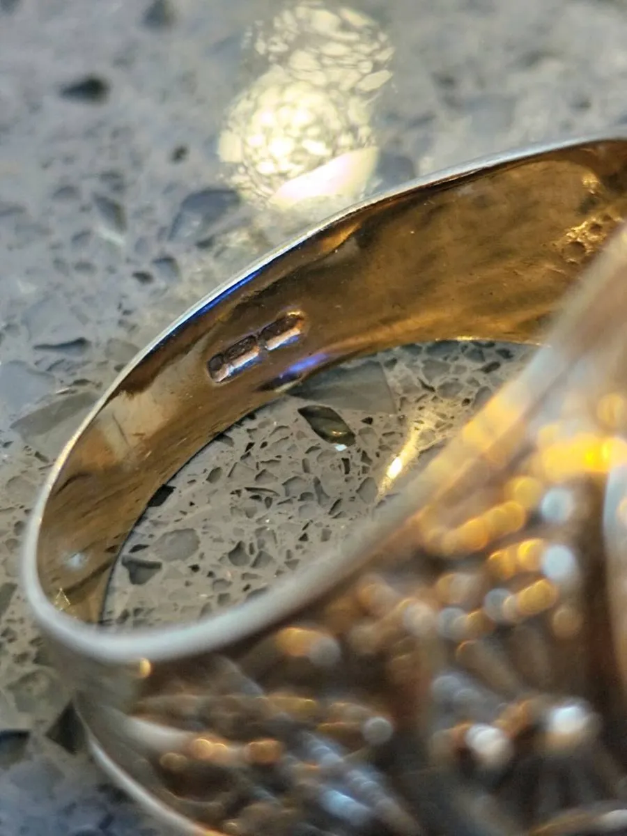 9ct Gold College Ring *Postage available* - Image 4