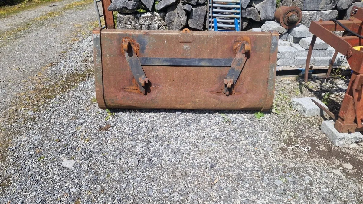 5 foot heavy duty bucket - Image 4