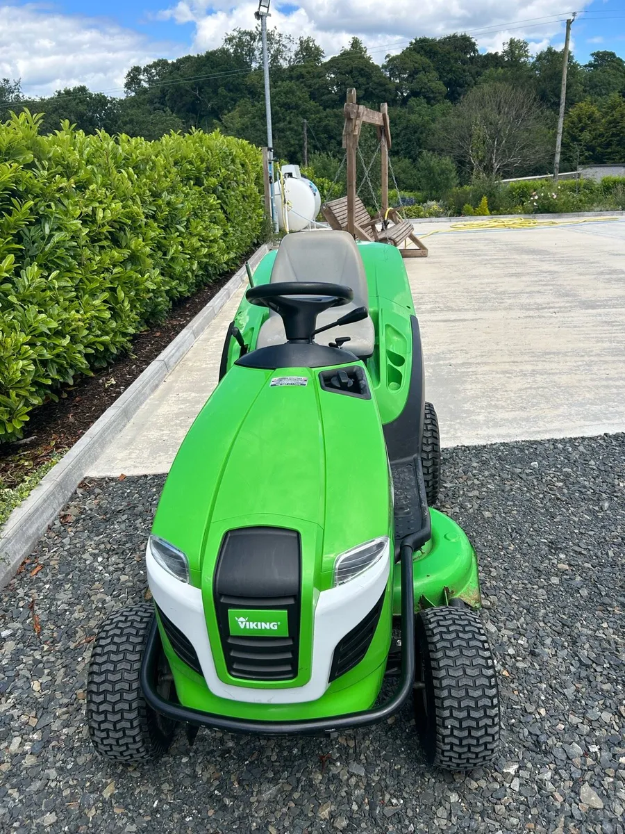 Ride on mower - Image 2