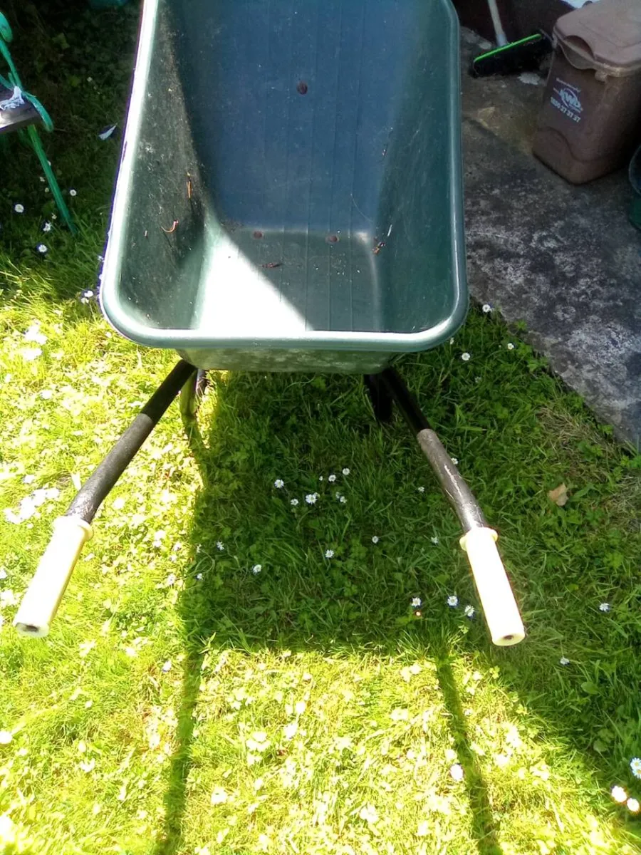 Weale. Barrow - Image 4