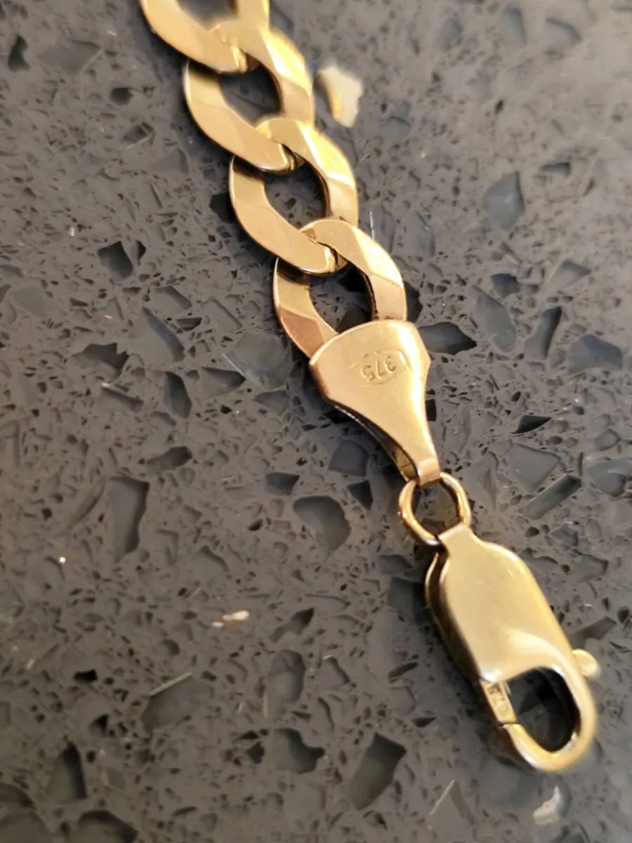 9ct Gold Curb Bracelet *postage available* - Image 3