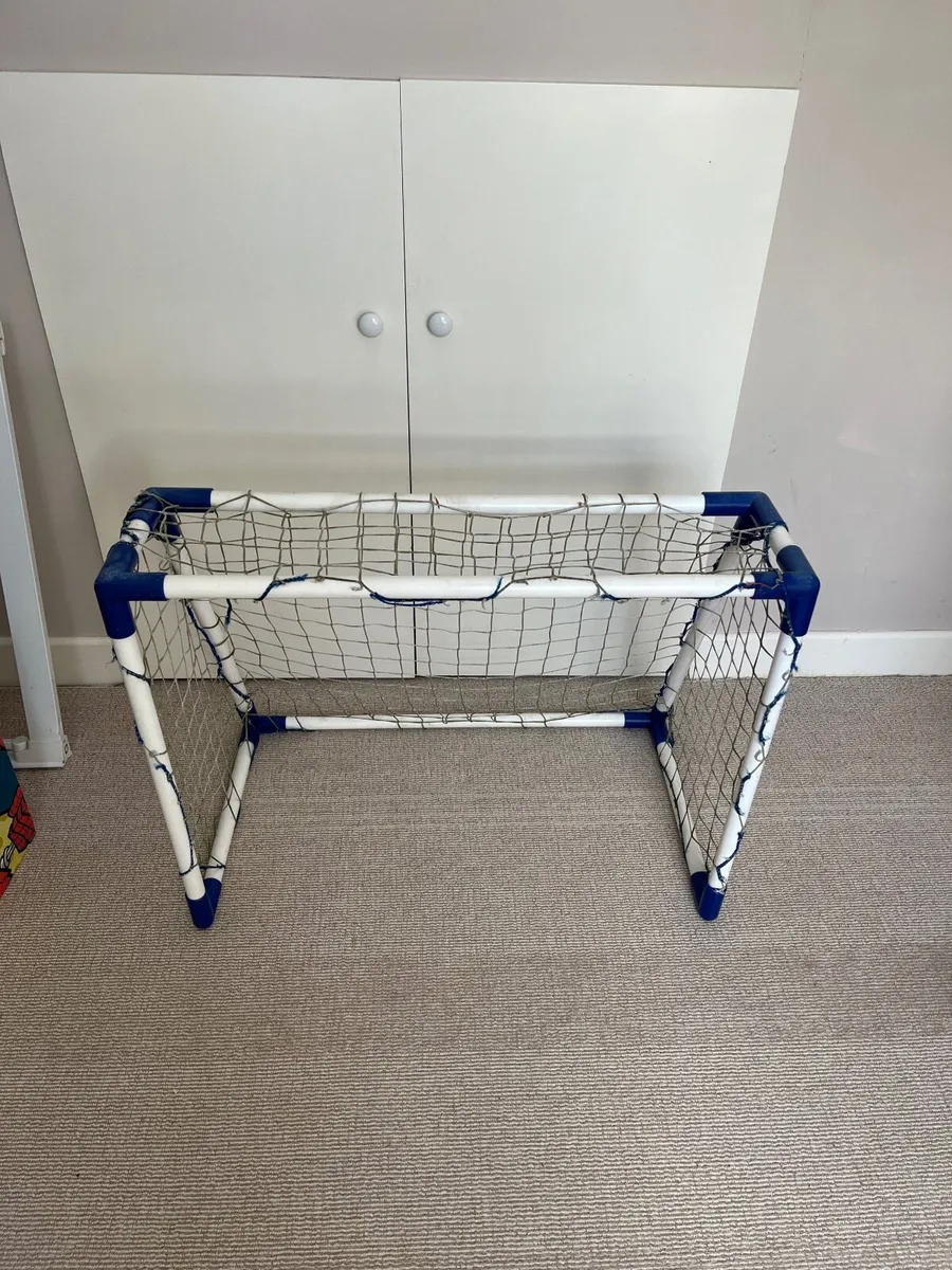 Kids soccer posts - Image 2