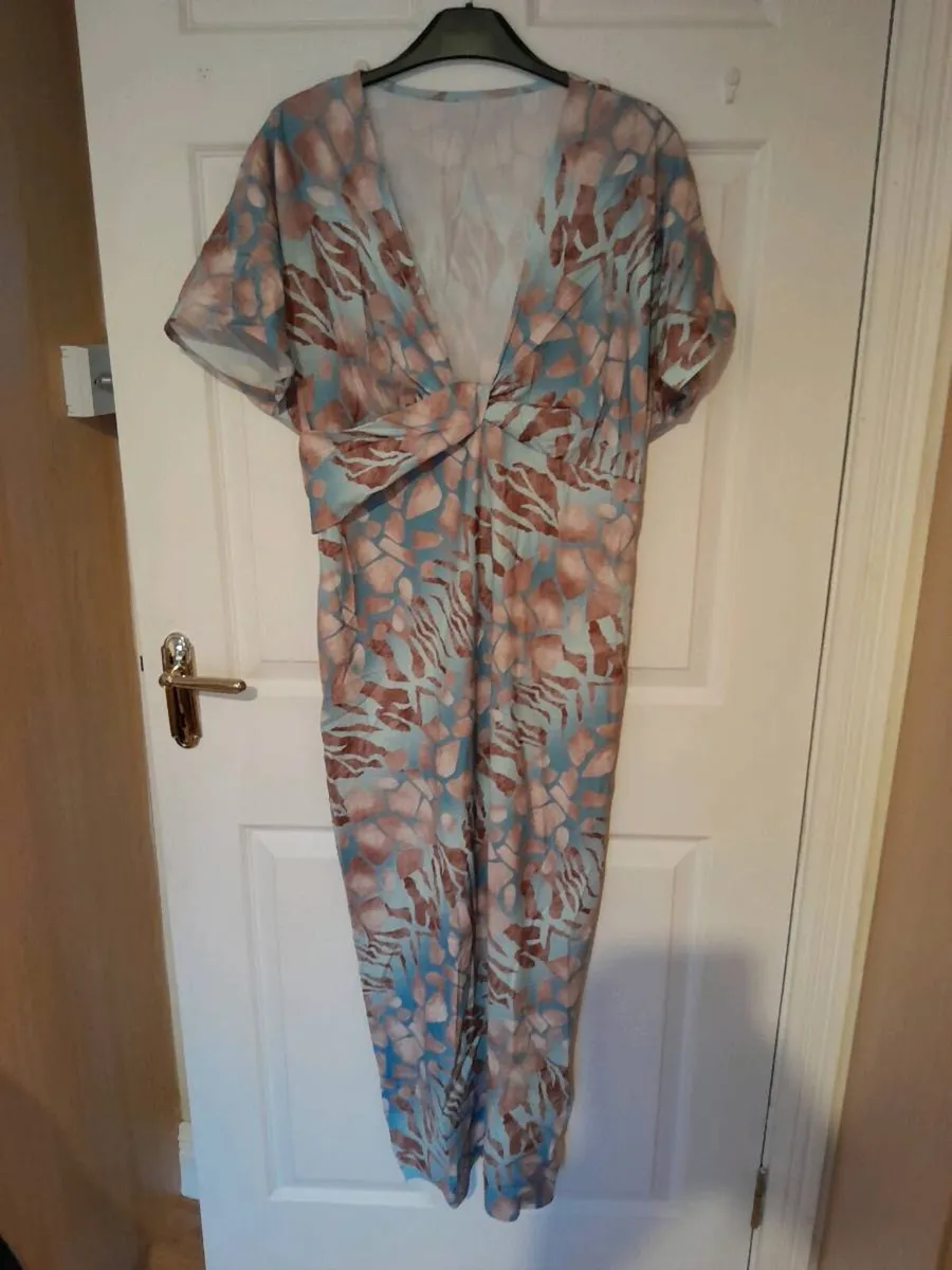 Ladies dresses - Image 2