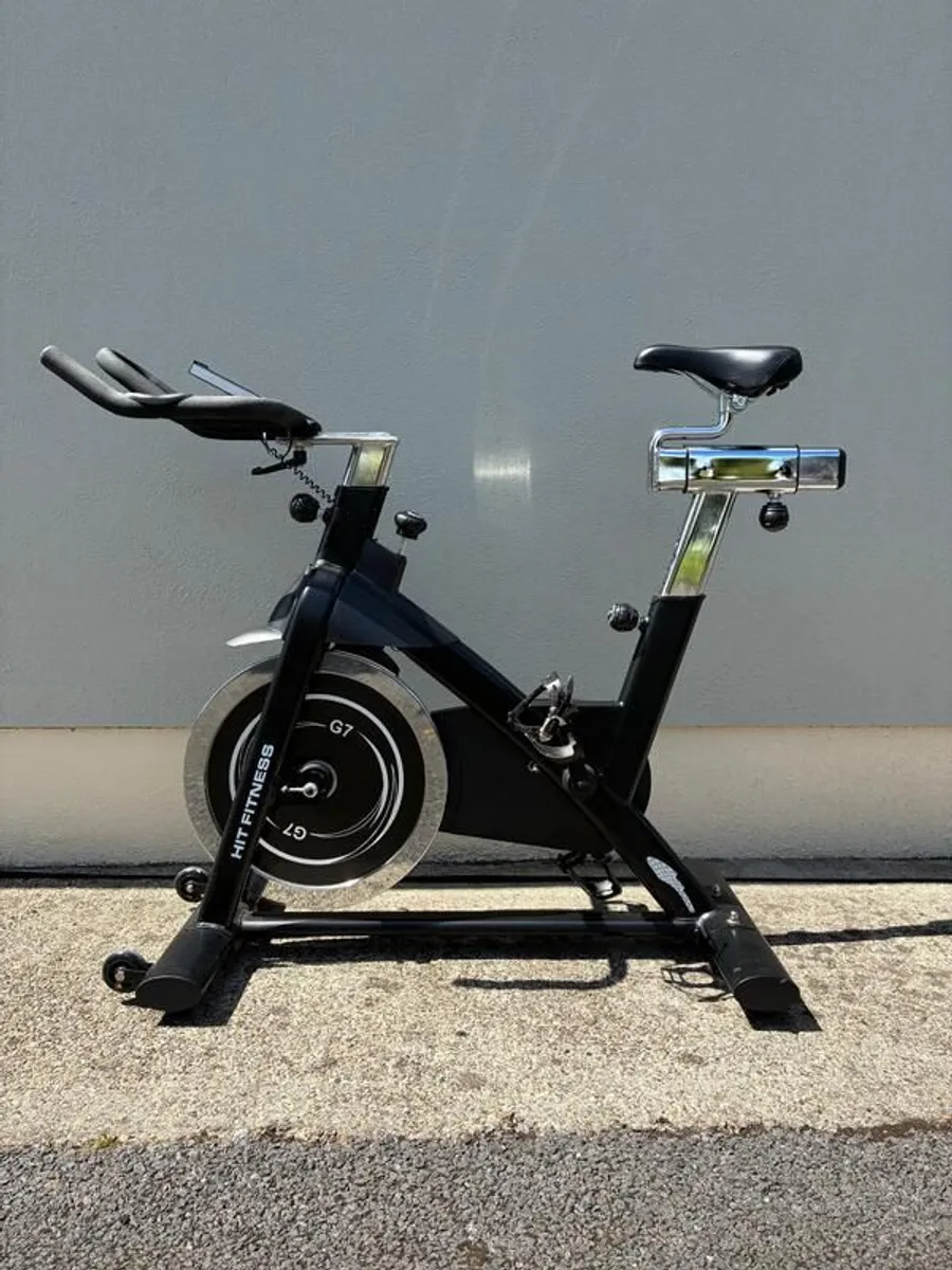 Hit Fitness G7 Indoor Spin Bike, 20kg Flywheel, Fully Working - Image 1