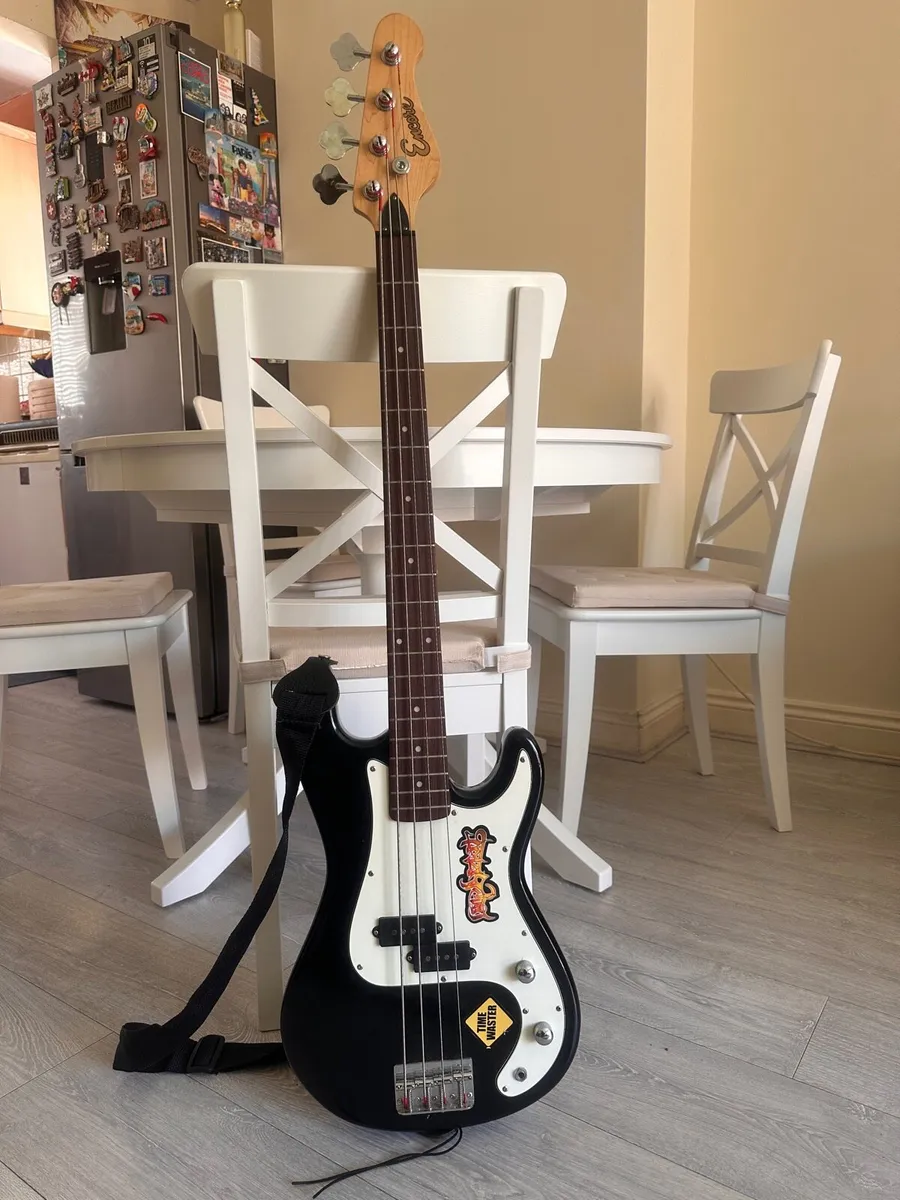 TV, Elec Guitar,Samsung SoundSys,Tv stand,Antiq Mi - Image 1