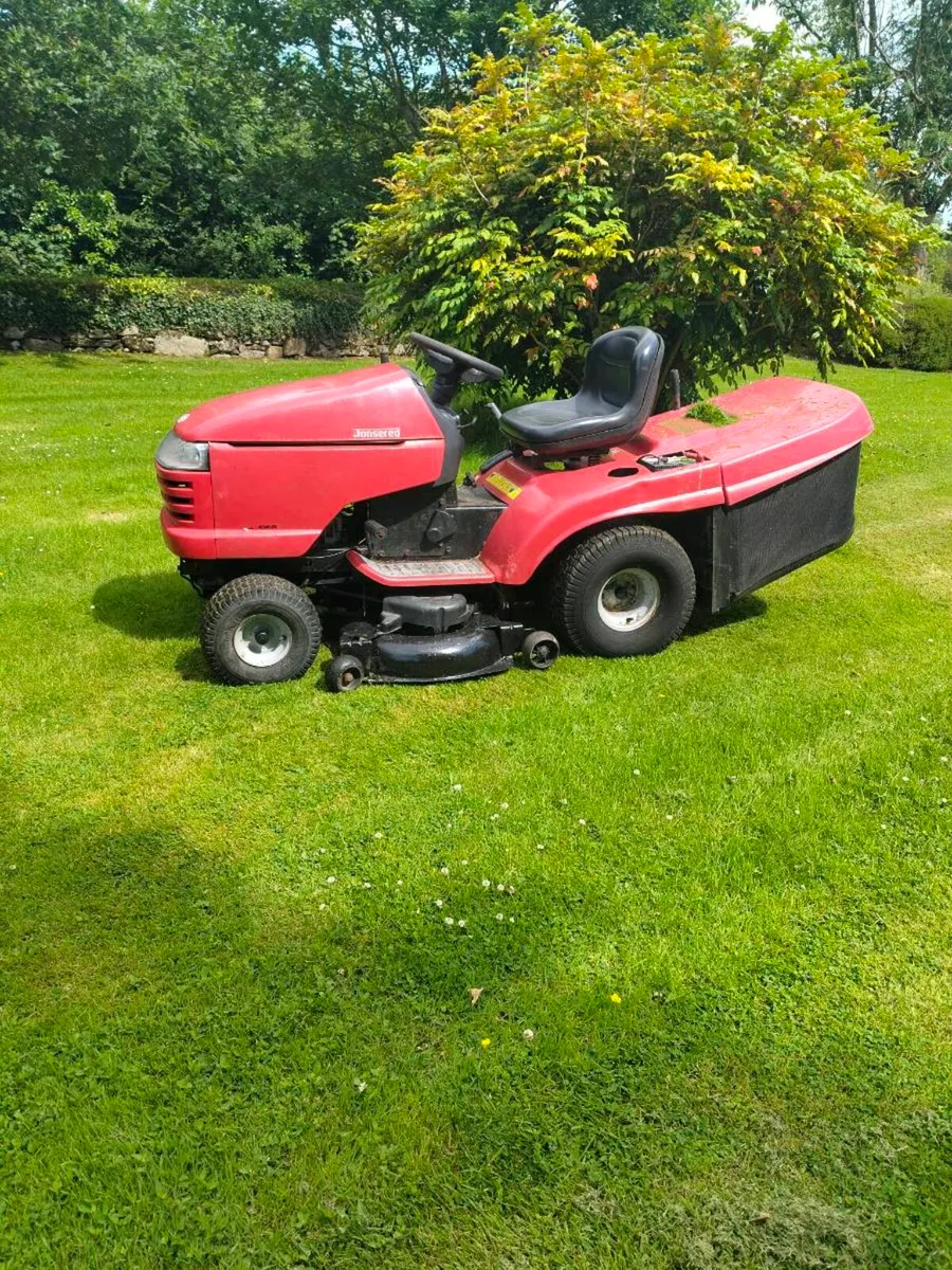 Ride on lawnmower - Image 2