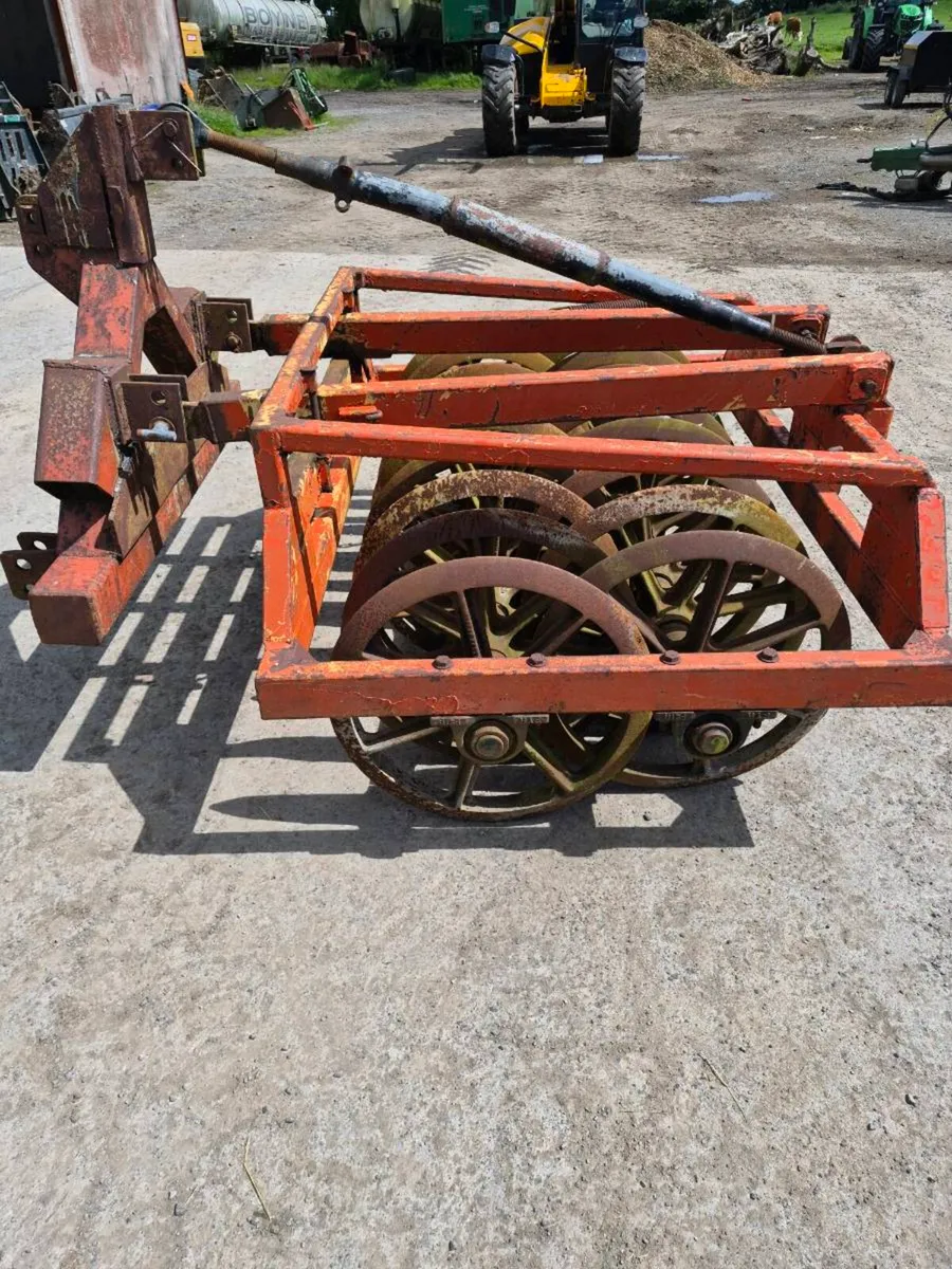 Cross press - Image 4