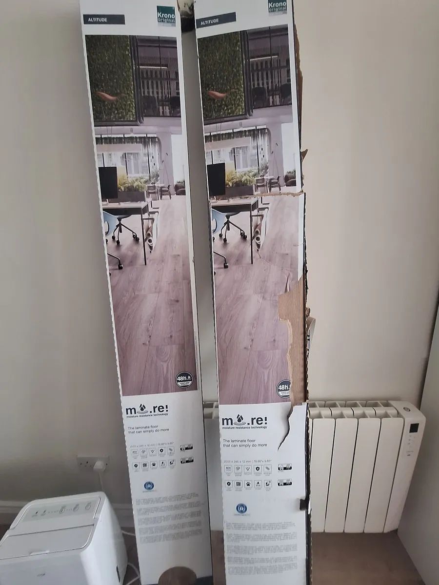 Laminate floor boards - Image 2