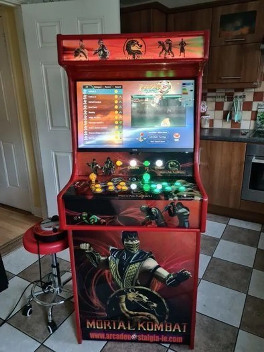 Arcade Machine - Image 2