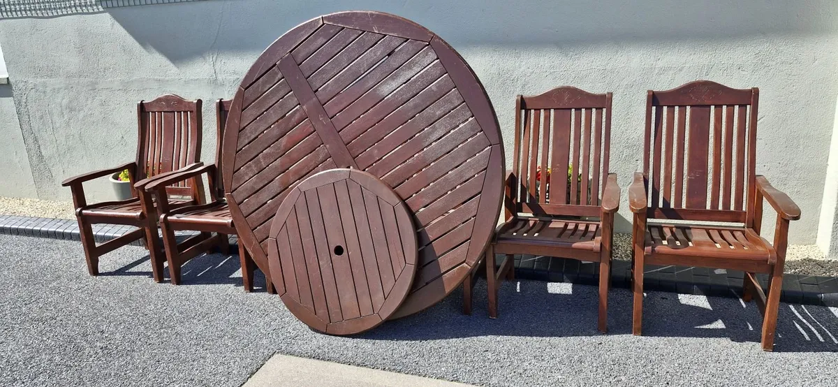 Garden Furniture - Image 1