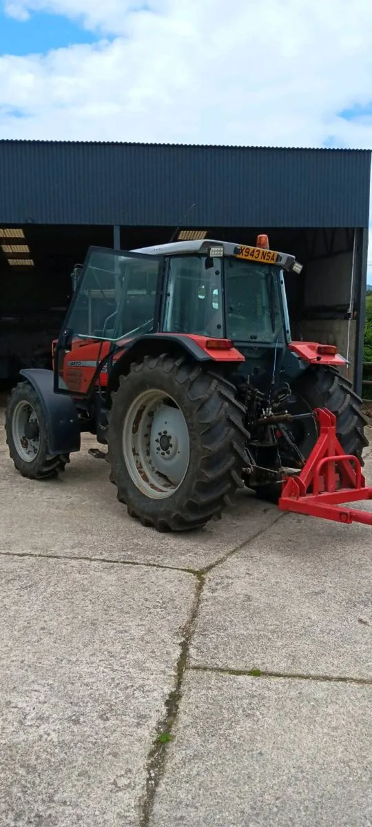 Massey Ferguson 4270 - Image 2