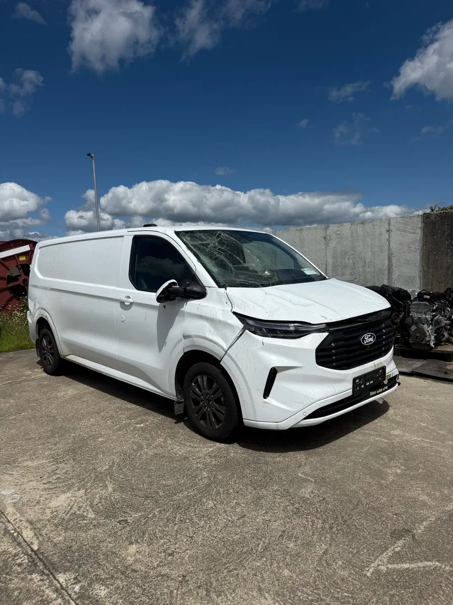 251 ford transit custom 170bhp auto - Image 1