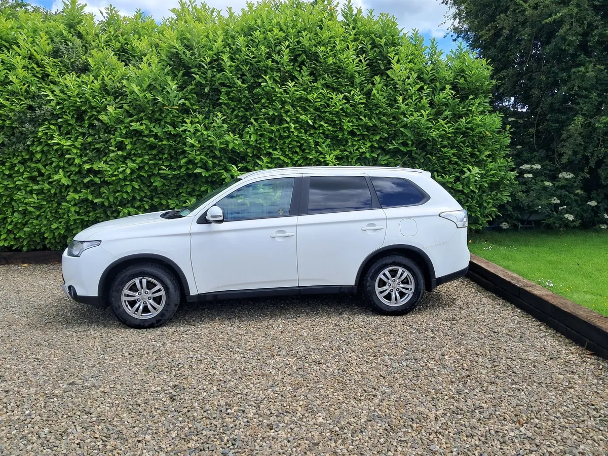 Mitsubishi Outlander 2014 - Image 2