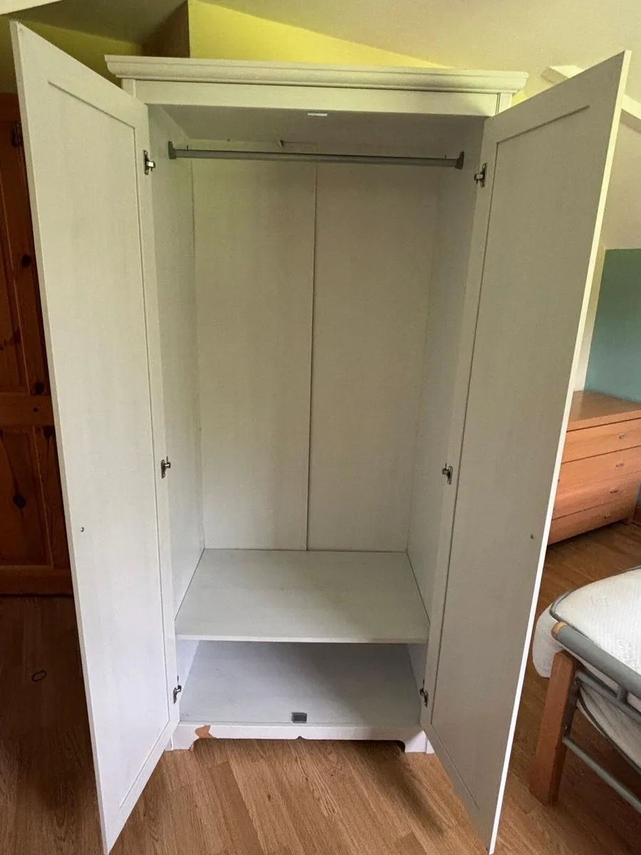 Wardrobe - Image 2