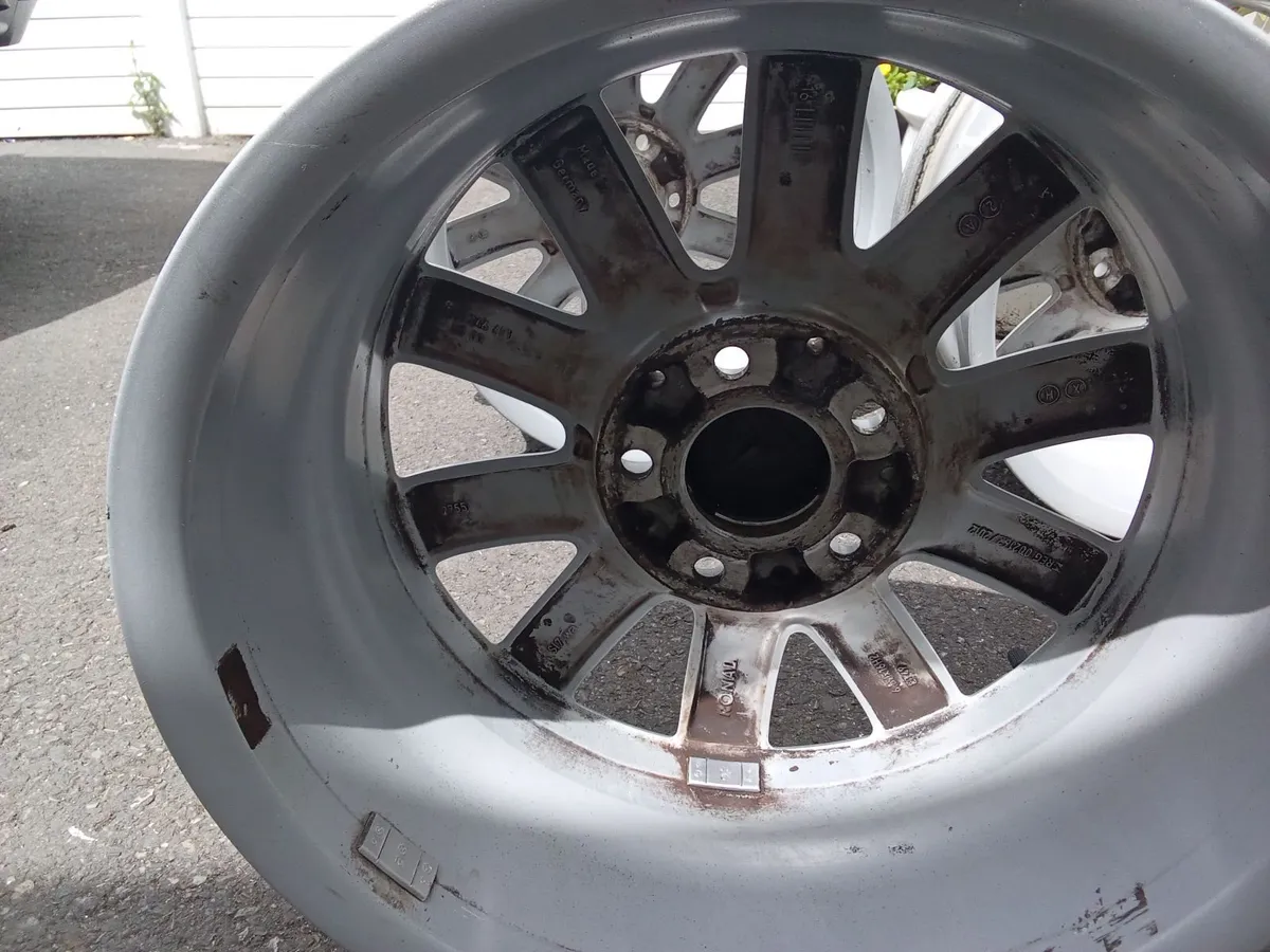 Mercedes Benz 16" Alloys - Image 2