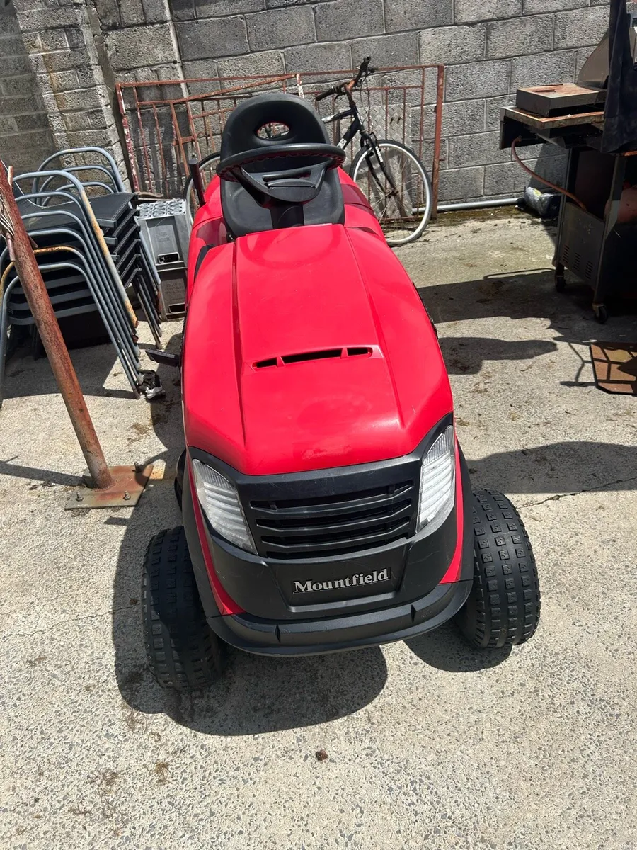 Ride on lawnmower - Image 3