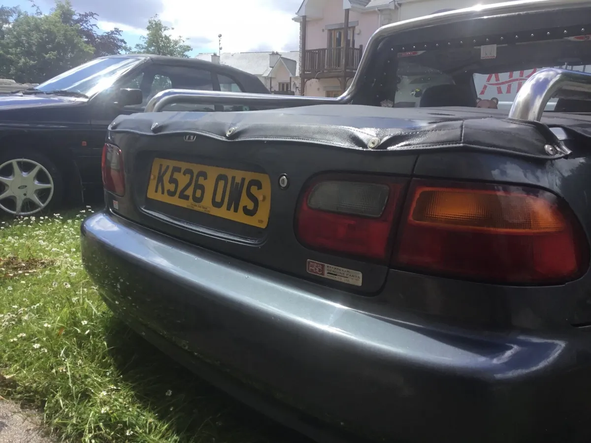 Honda Civic  Custom Pickup 1993 - Image 2