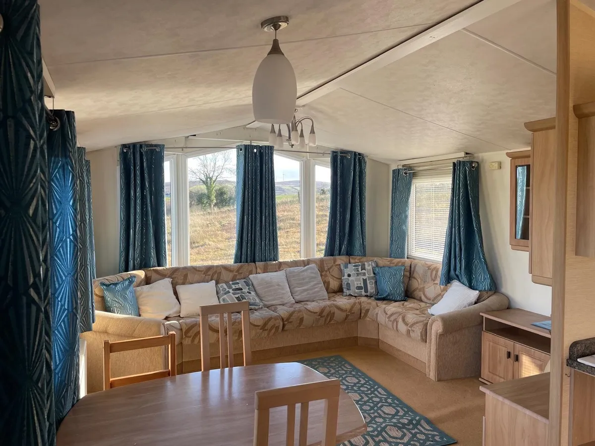 Mobile Home - Image 2