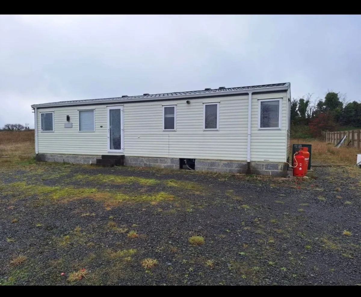 Mobile Home - Image 1