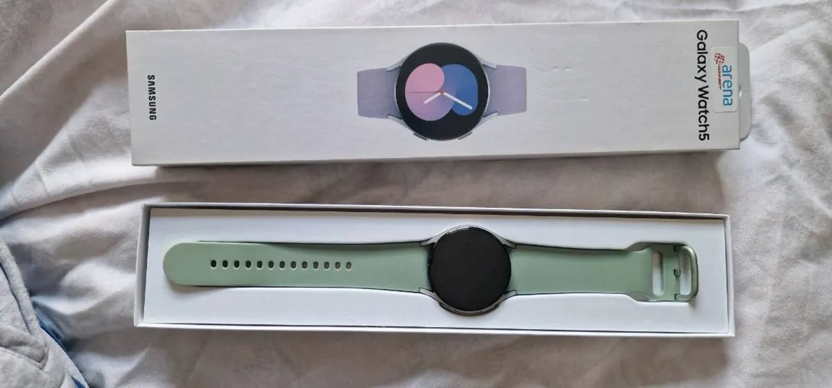 Samsung galahy watch - Image 1