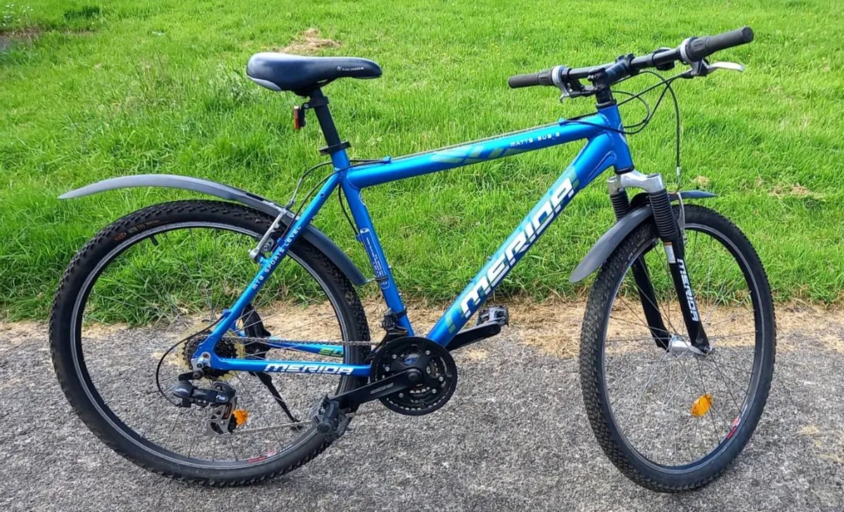 HARD-TAIL MOUNTAIN BIKE - Image 1