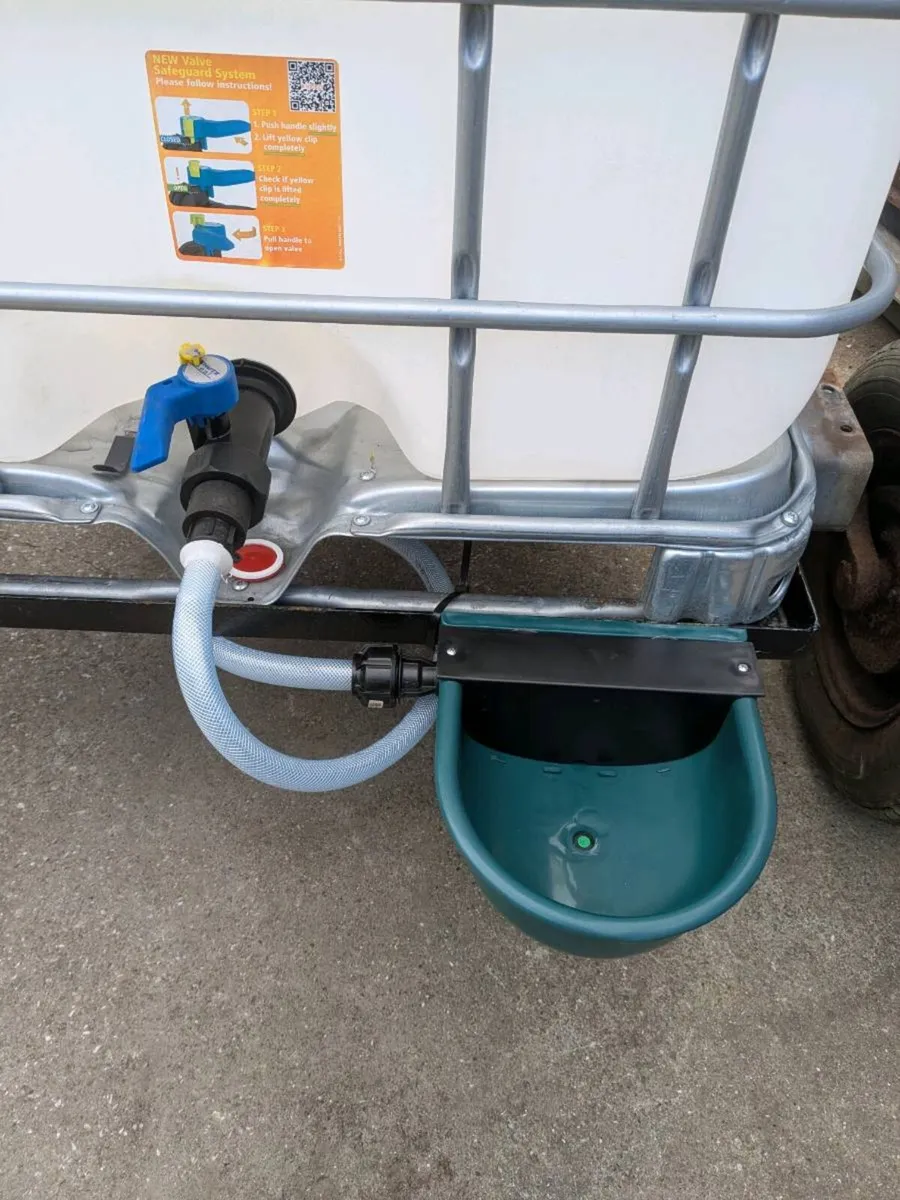 Ibc water tank trailer/bowser/drinker - Image 3