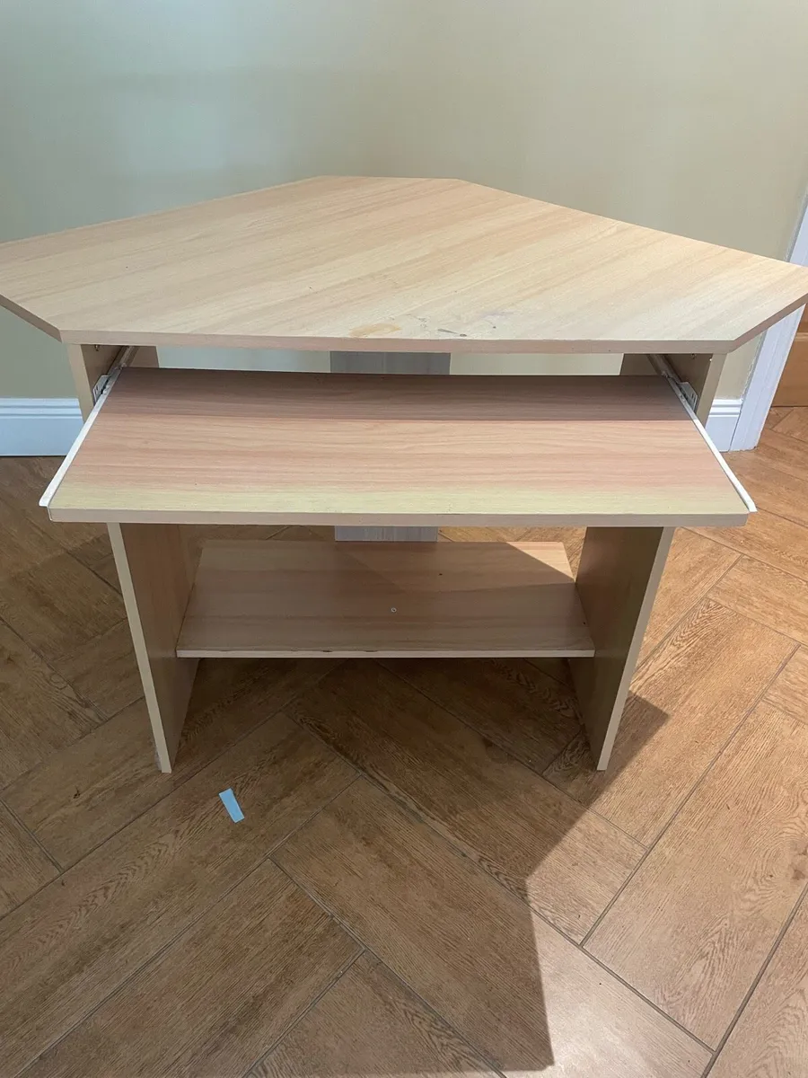 desk - Image 2