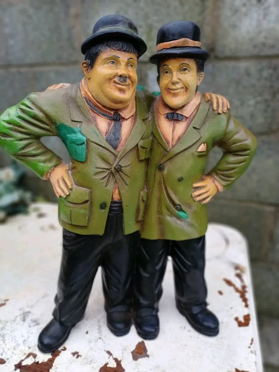 Vintage Laurel and Hardy Sculpture - Image 2