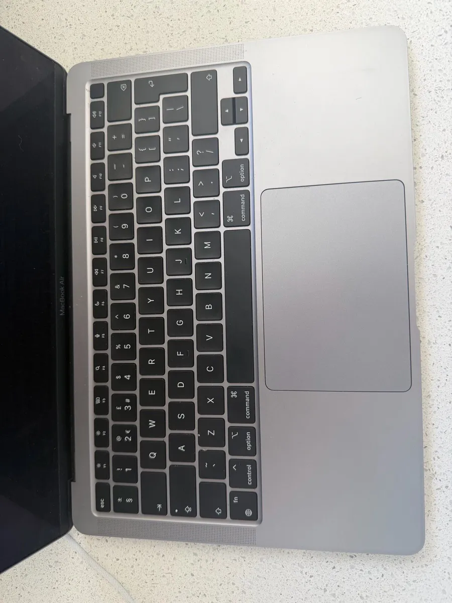 Apple MacBook Air M1 chip - Image 2