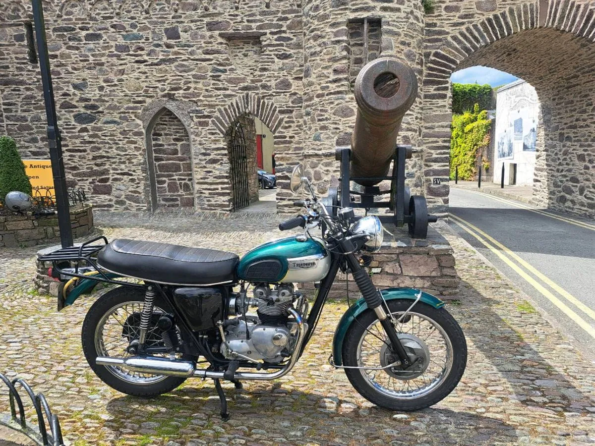 Motorcycle - Image 2