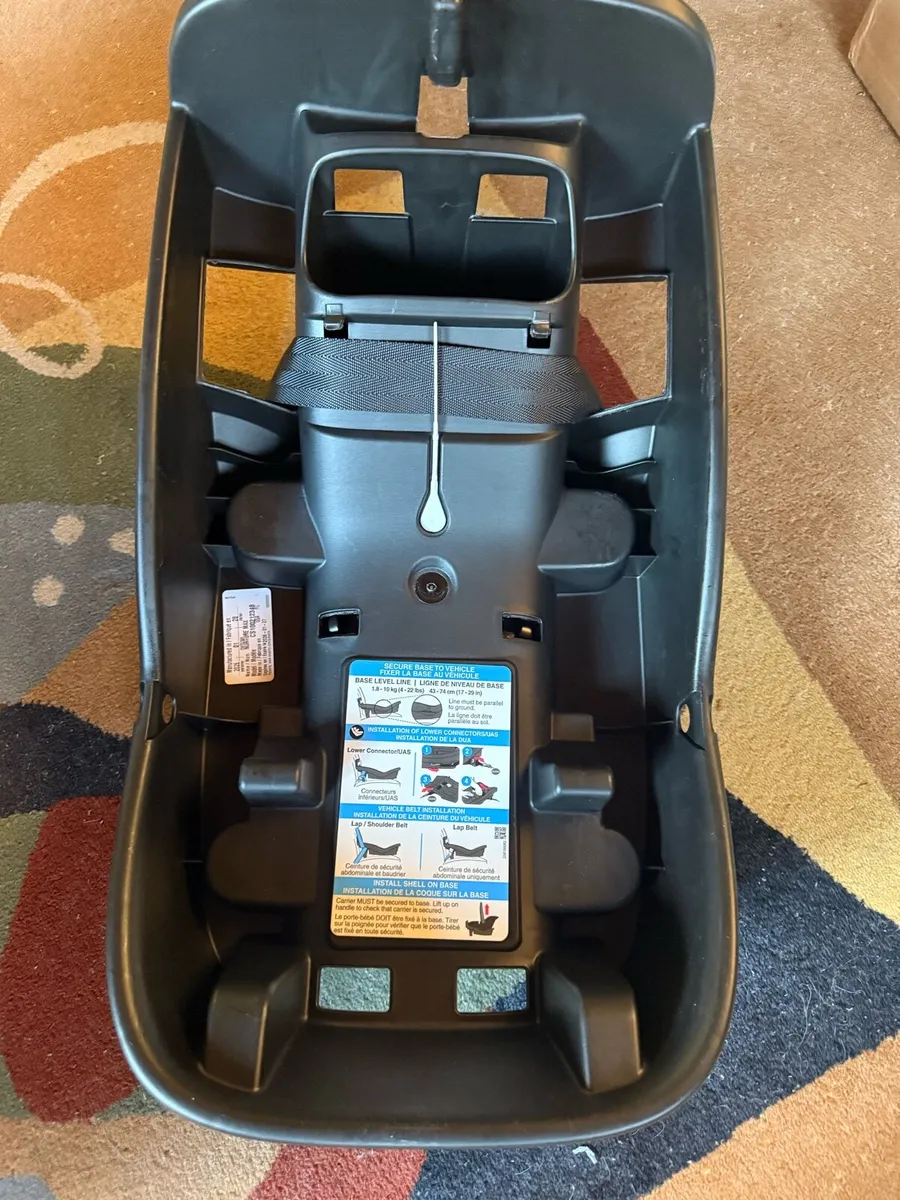 Infant Car seat - Image 2