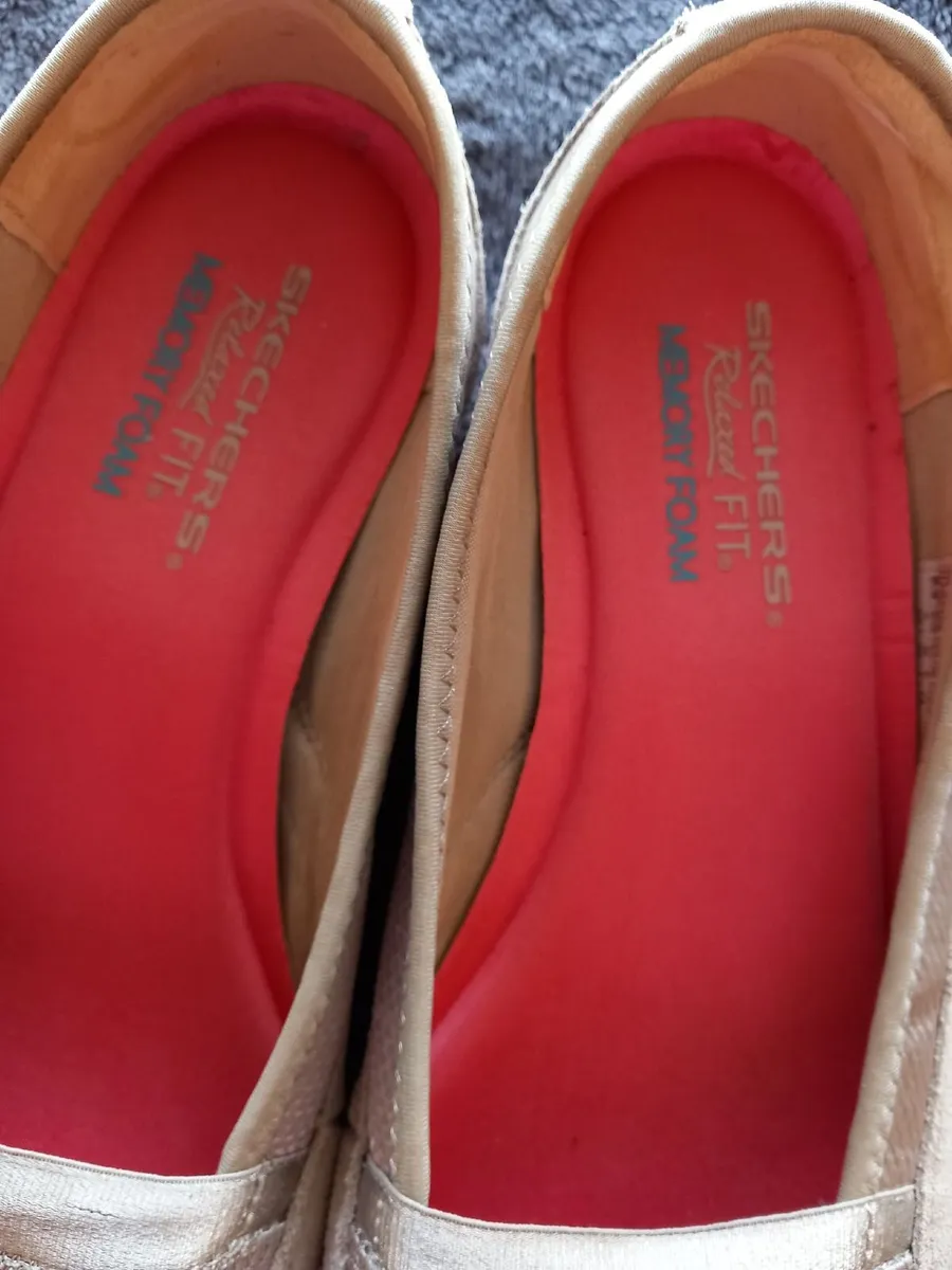 Skechers walking shoes - Image 4