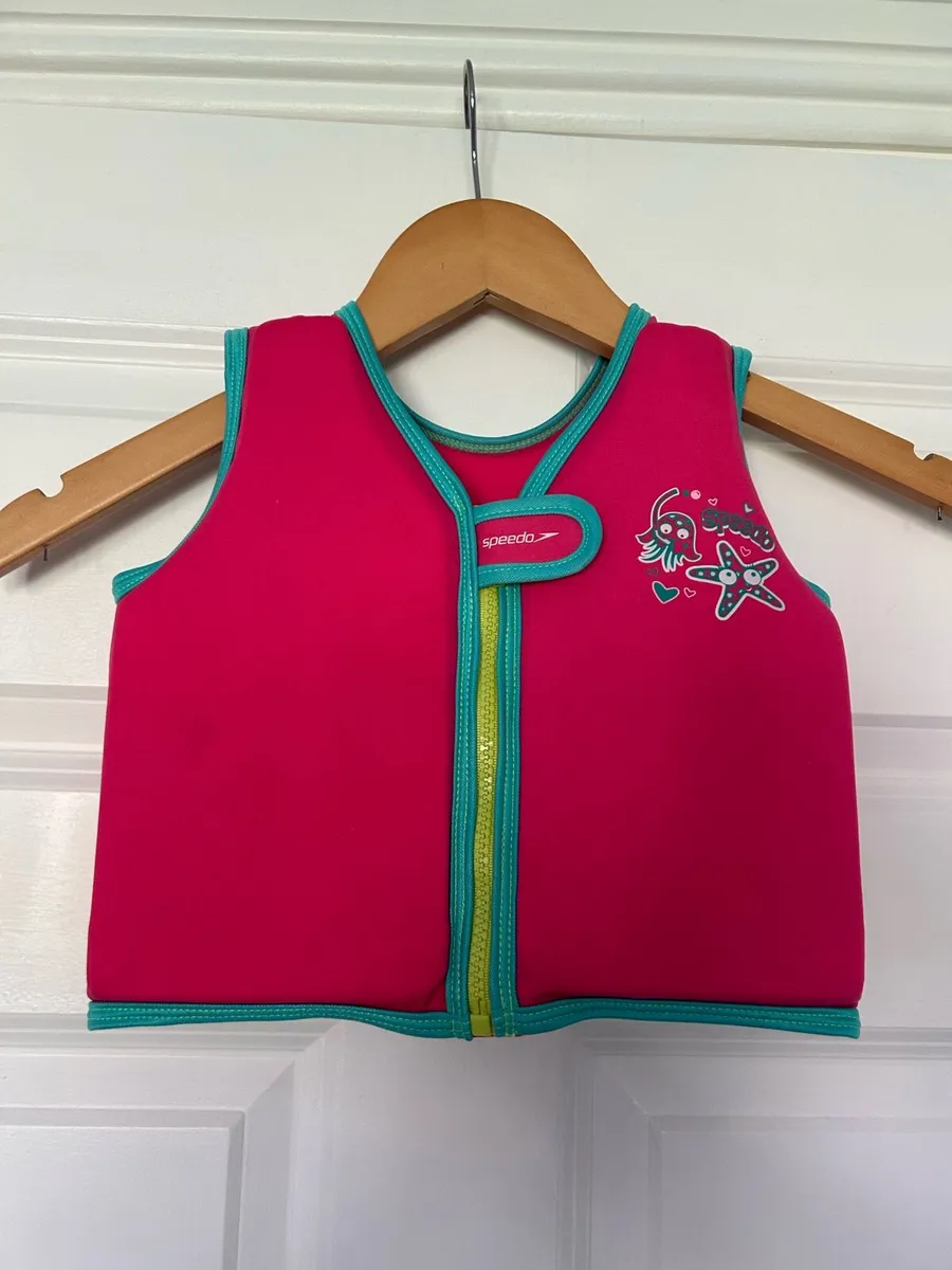 Speedo swim vest - Image 1
