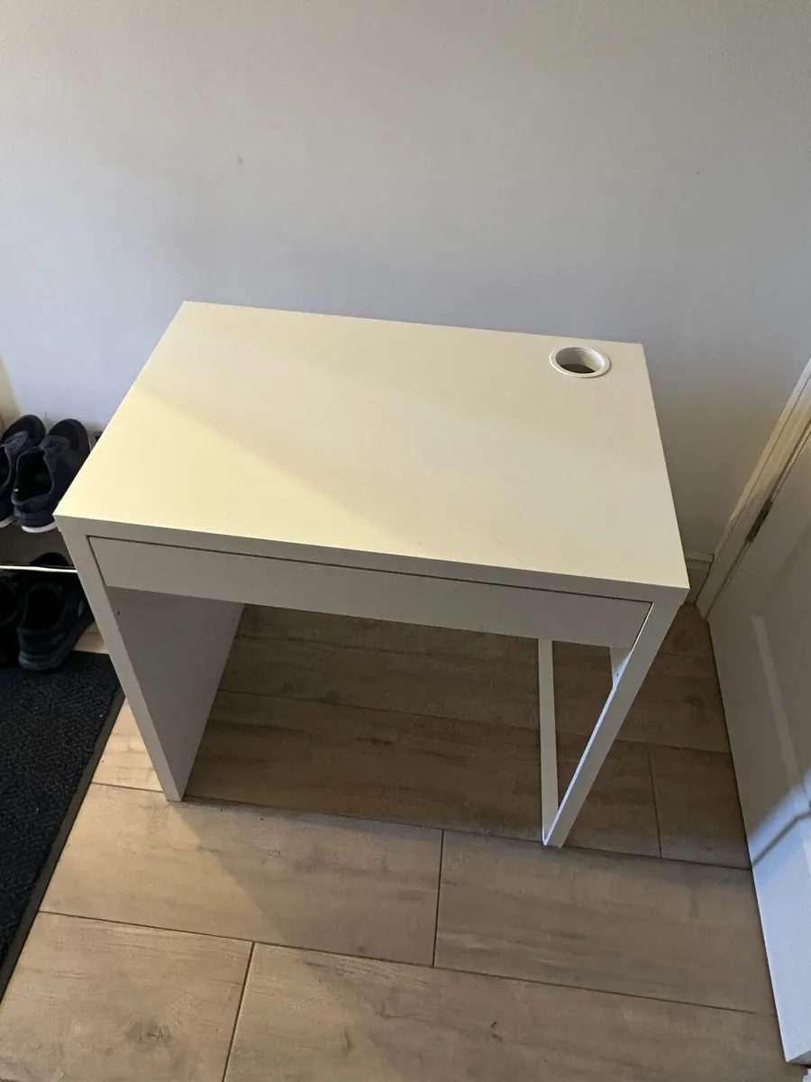 Desk for computer - Image 4