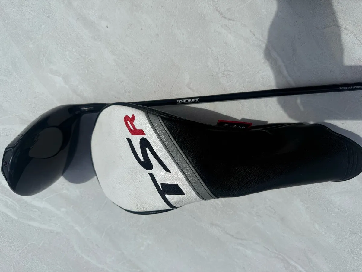 TSR 2 Titleist Driver - Image 1