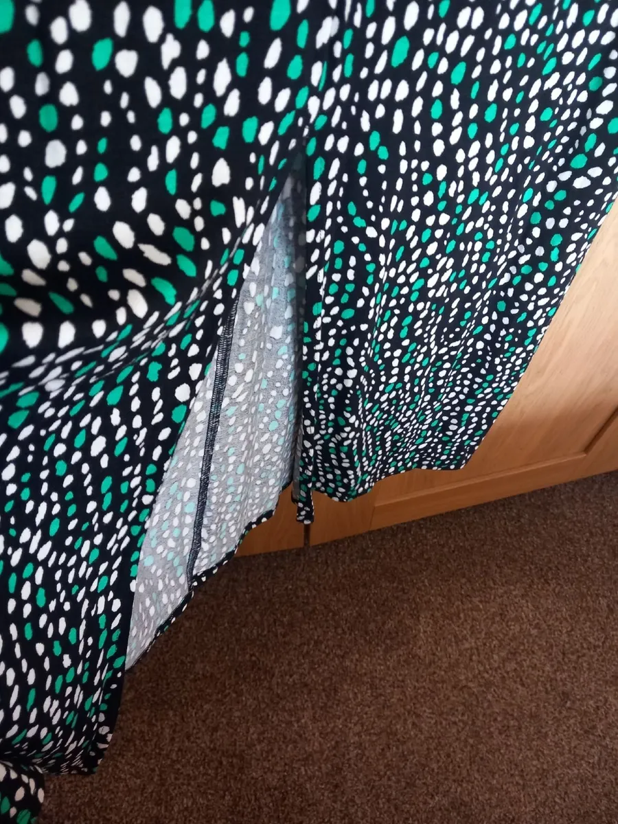 Dresses - Image 3