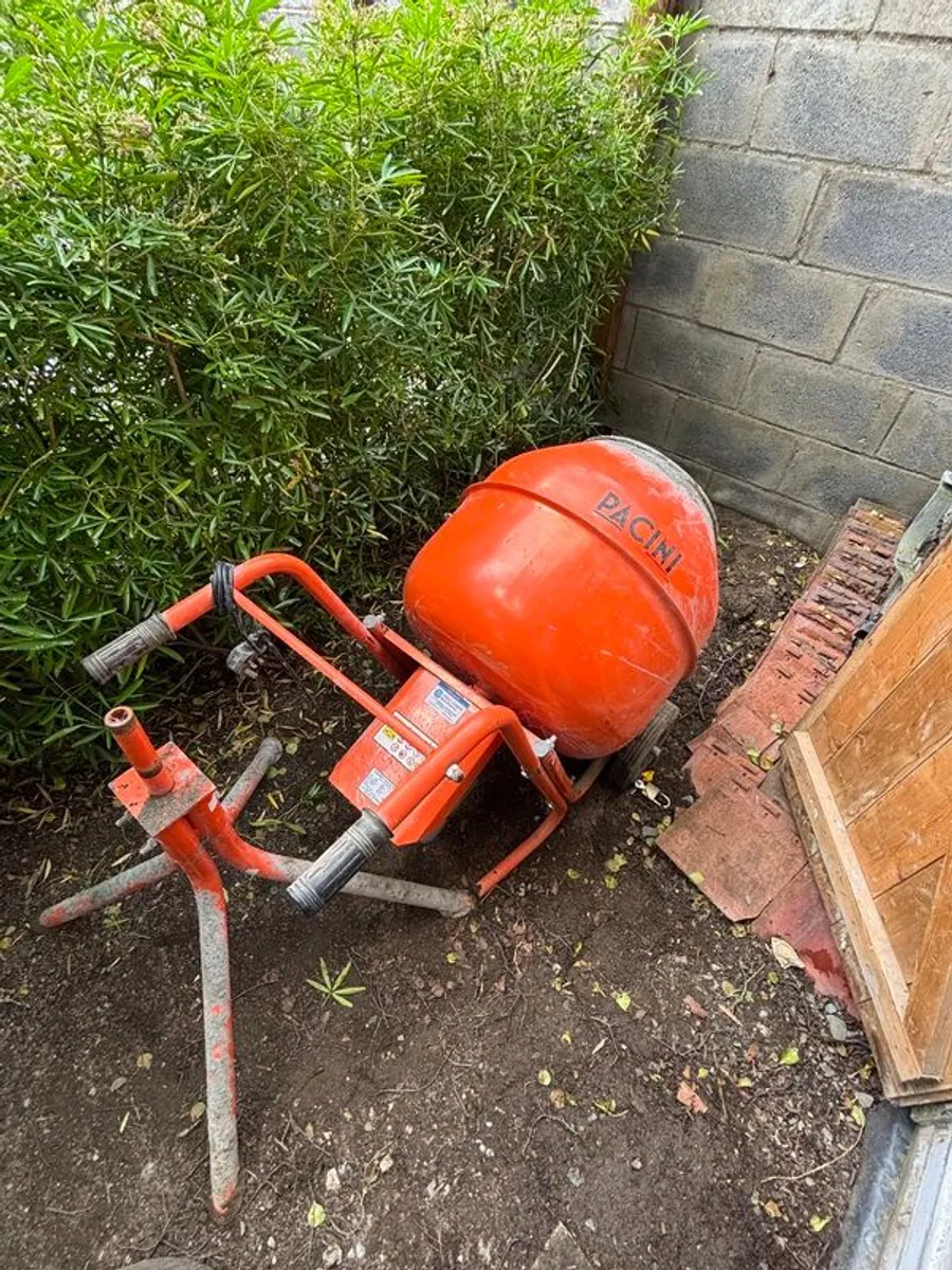 Cement mixer - Image 2