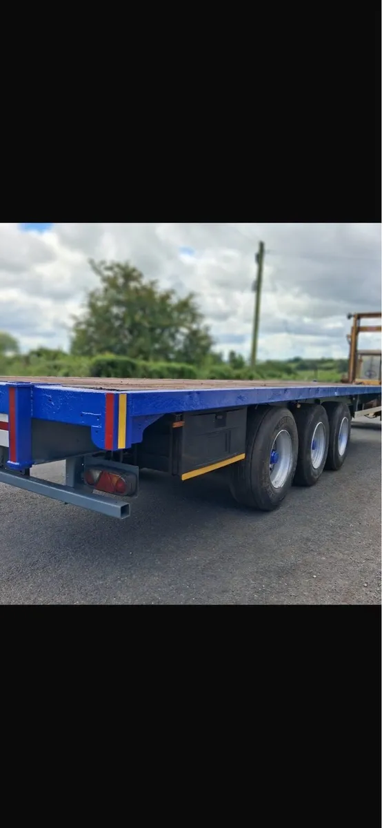31ft Flat trailer - Image 4
