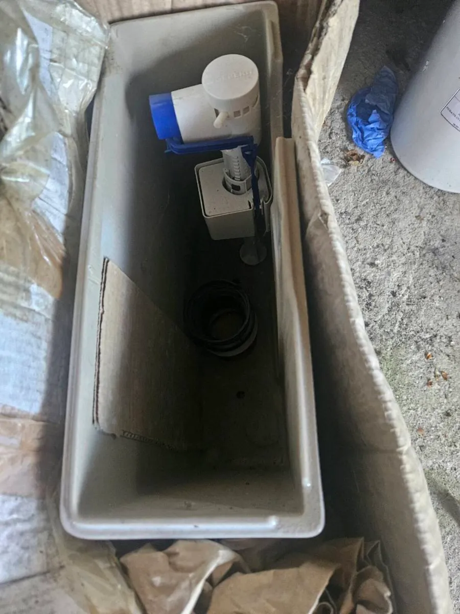 Free Unused comfort height toilet - Image 3