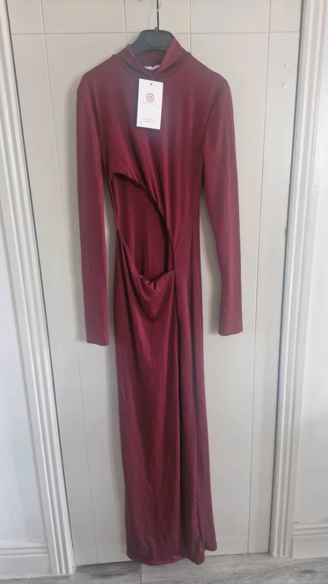 Burgundy dress - Image 1